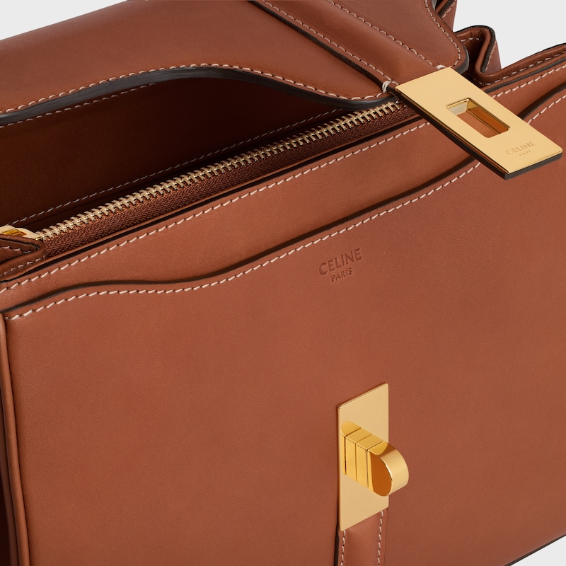 petit sac 16 en cuir de veau naturel