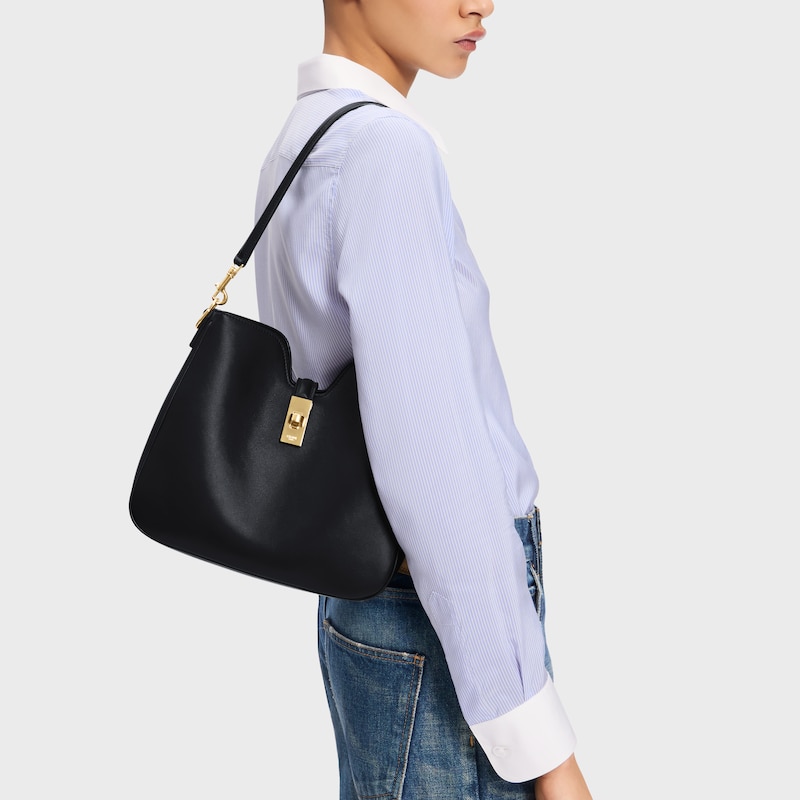 petit sac souple camille 16 en cuir de veau lisse