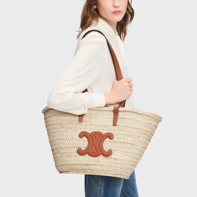 sac céline classic panier moyen en feuilles de palmier et cuir de veau