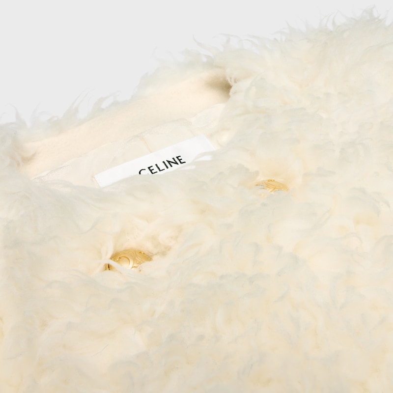 manteau en laine duveteuse