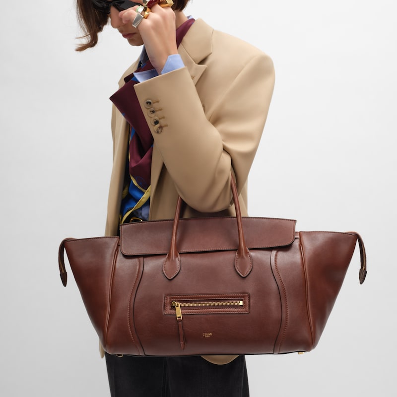bagage neuf de taille moyenne en cuir dagneau souple et brillant