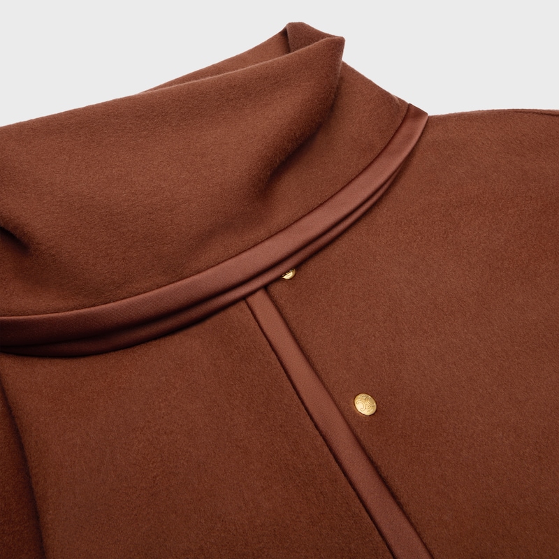 veste-écharpe en tissu de laine