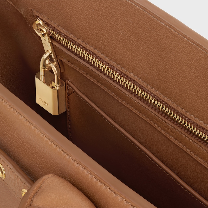 sac céline conti en cuir de veau souple grainé