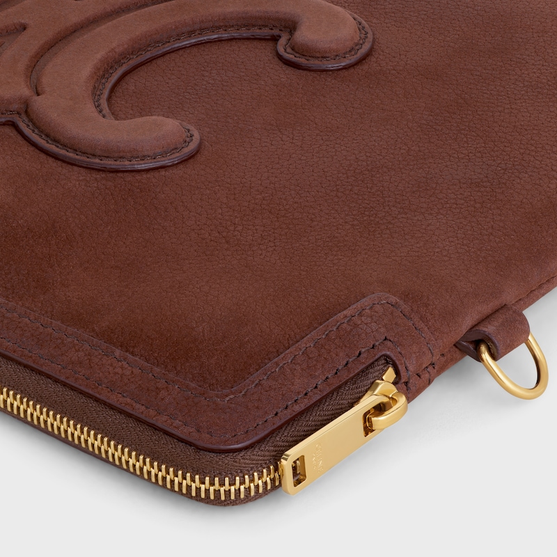 petite pochette avec bandouliÈre cuir triomphe en cuir de veau grainÉ