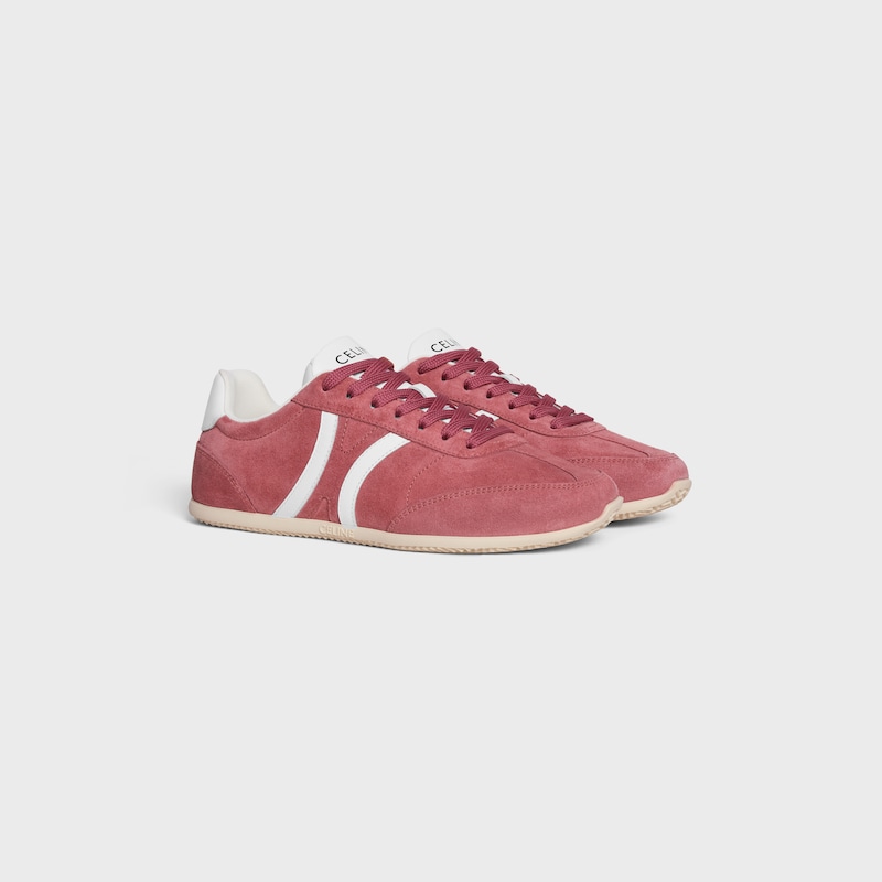 baskets basses à lacets celine jogger avec motif triomphe en daim et cuir de veau.