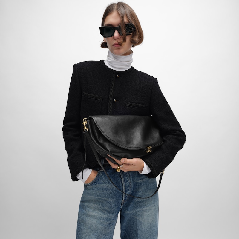 sac halfmoon soft triomphe en cuir dagneau souple et brillant