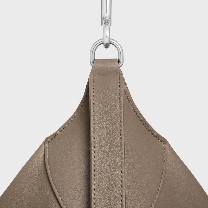 large romy en cuir de veau souple grainÉ