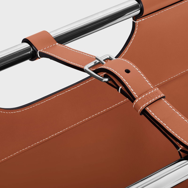 porte-revues en toile triomphe et aluminium